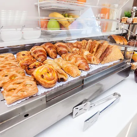 Adresa Отель типа 